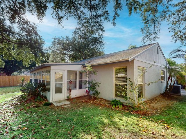 17628 WHISTLING LANE, Lutz, FL 33549