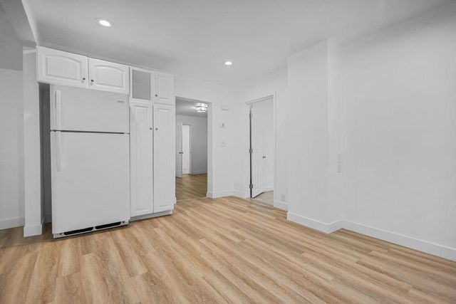 356 W 9TH AVENUE, Oshkosh, WI 54902