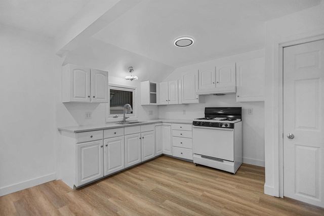 356 W 9TH AVENUE, Oshkosh, WI 54902