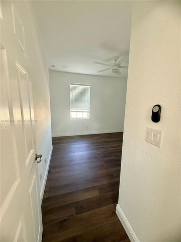 977 NE Trailside Run, Port St. Lucie, Port St Lucie, FL 34983