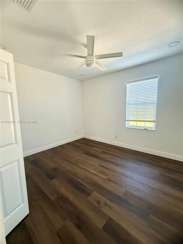 977 NE Trailside Run, Port St. Lucie, Port St Lucie, FL 34983