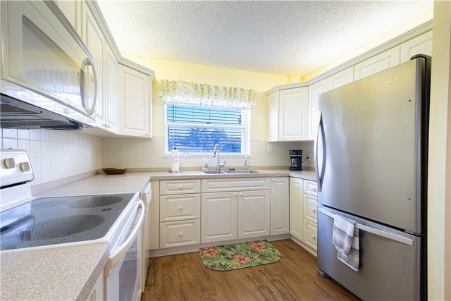 351 N Grove Isle Circle 351, Vero Beach, FL 32962