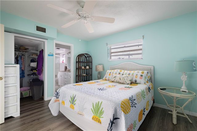 351 N Grove Isle Circle 351, Vero Beach, FL 32962