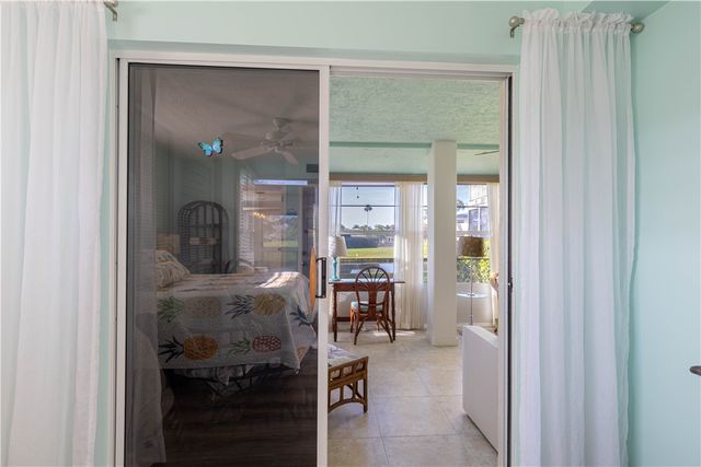 351 N Grove Isle Circle 351, Vero Beach, FL 32962