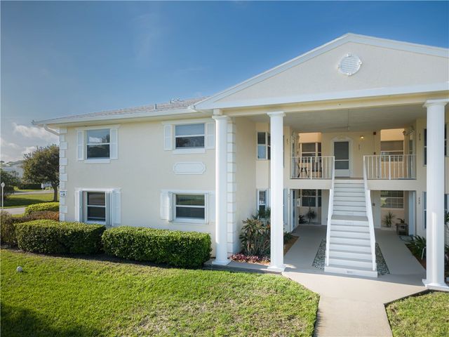 351 N Grove Isle Circle 351, Vero Beach, FL 32962