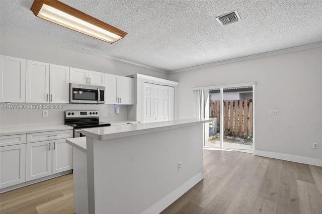 2209 SE 24th Pl 2209, Homestead, FL 33035