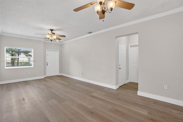 2209 SE 24th Pl 2209, Homestead, FL 33035