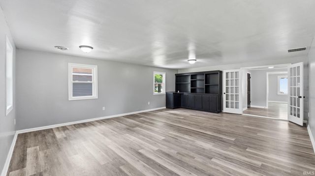 1817 Klug Drive, Fort Wayne, IN 46818