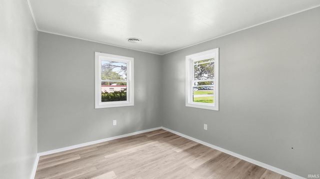 1817 Klug Drive, Fort Wayne, IN 46818