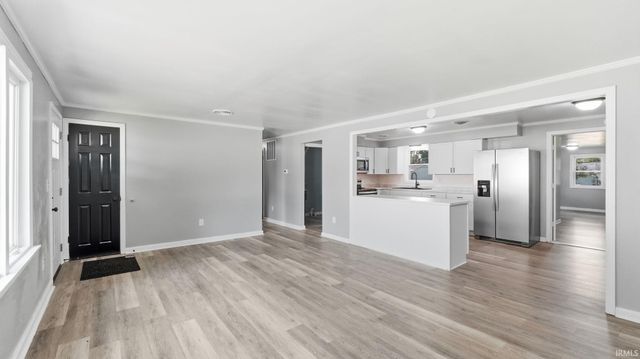 1817 Klug Drive, Fort Wayne, IN 46818