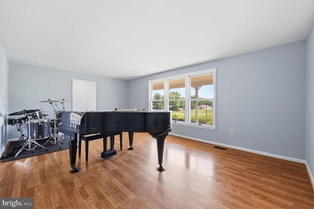 3814 BOTELER RD, Mount Airy, MD 21771
