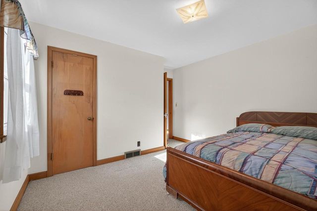 1751 SMITH STREET, Wisconsin Rapids, WI 54494