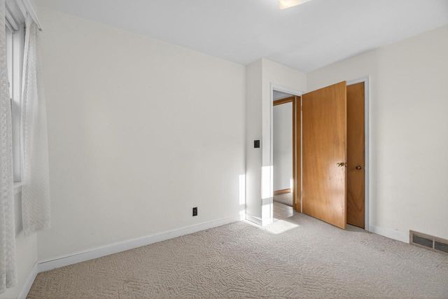 1751 SMITH STREET, Wisconsin Rapids, WI 54494