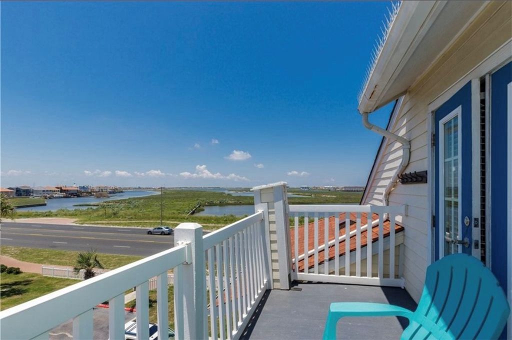 14721 Whitecap Blvd 395, Corpus Christi, TX 78418 — photo 2