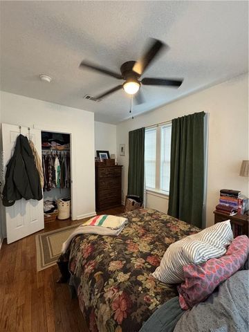 1300 Antone Street, Bryan, TX 77803