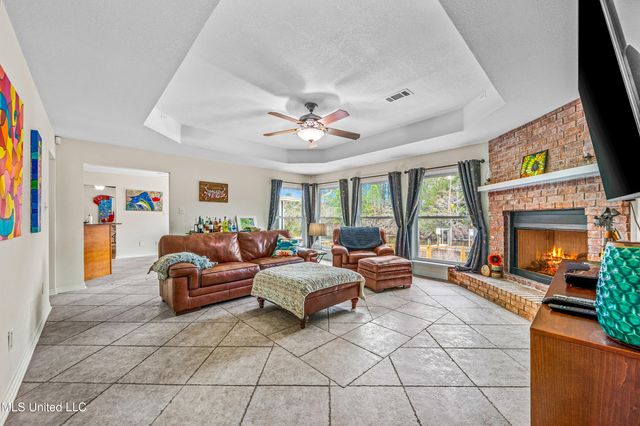 5813 Moreton Place, Ocean Springs, MS 39564