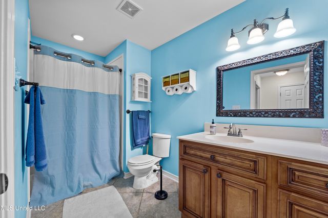 5813 Moreton Place, Ocean Springs, MS 39564