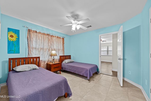 5813 Moreton Place, Ocean Springs, MS 39564