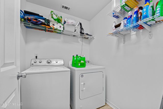 5813 Moreton Place, Ocean Springs, MS 39564