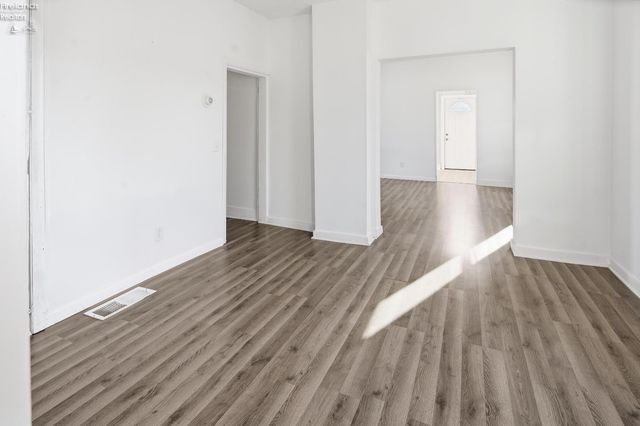 S 746 Front Street, Fremont, OH 43420