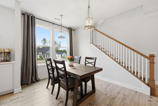 192 Castle Pond Way, Fuquay Varina, NC 27526