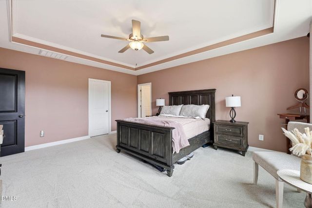 192 Castle Pond Way, Fuquay Varina, NC 27526