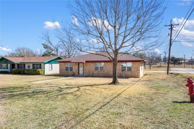 1407 West 6th Street, Caldwell, TX 77836