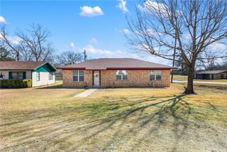 1407 West 6th Street, Caldwell, TX 77836