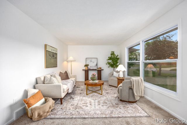 4161 Kings Row Court NW, Grand Rapids, MI 49534