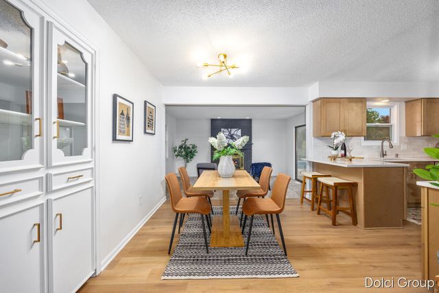 4161 Kings Row Court NW, Grand Rapids, MI 49534