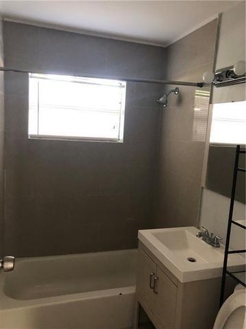 1448 W 33rd Street 2, Riviera Beach, FL 33404