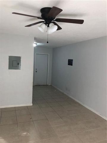 1448 W 33rd Street 2, Riviera Beach, FL 33404