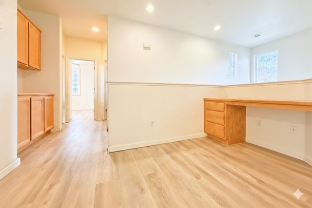 247 Dragonfly Cir, Sacramento, CA 95834