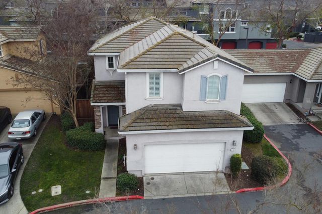 247 Dragonfly Cir, Sacramento, CA 95834