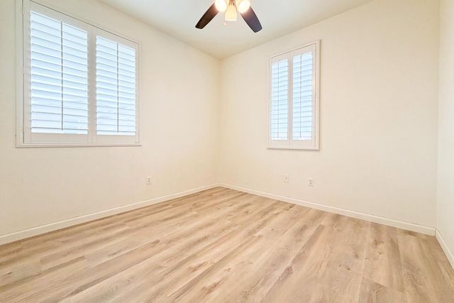 247 Dragonfly Cir, Sacramento, CA 95834