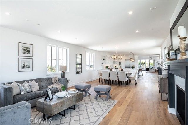 724 13th Street, Manhattan Beach, CA 90266