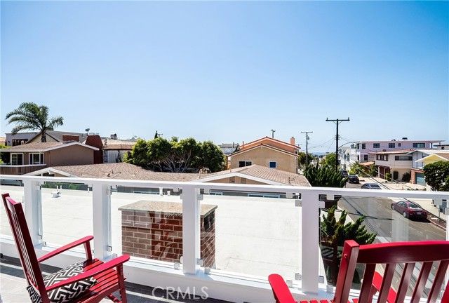 724 13th Street, Manhattan Beach, CA 90266