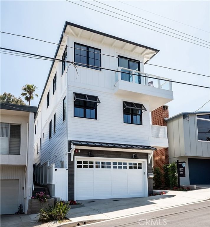 724 13th Street, Manhattan Beach, CA 90266