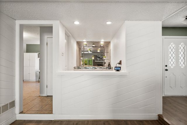 1113 Rusdell Drive, Irving, TX 75060