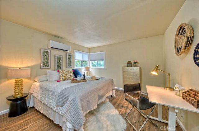 311 W Walnut Avenue, Monrovia, CA 91016