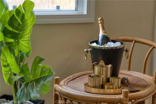 311 W Walnut Avenue, Monrovia, CA 91016