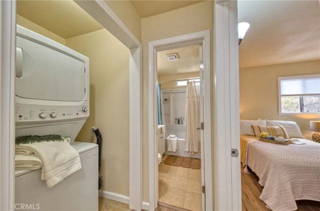 311 W Walnut Avenue, Monrovia, CA 91016