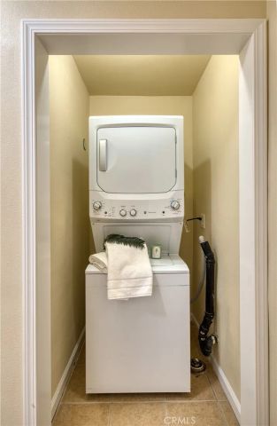 311 W Walnut Avenue, Monrovia, CA 91016