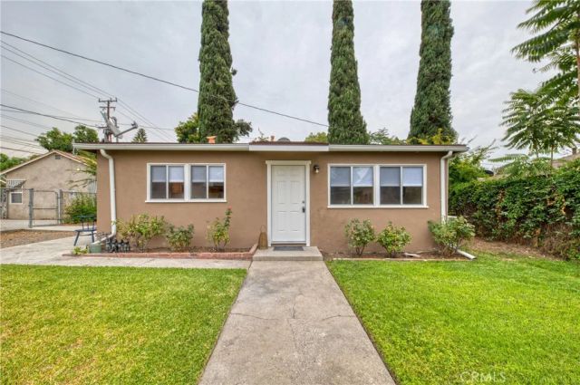 311 W Walnut Avenue, Monrovia, CA 91016