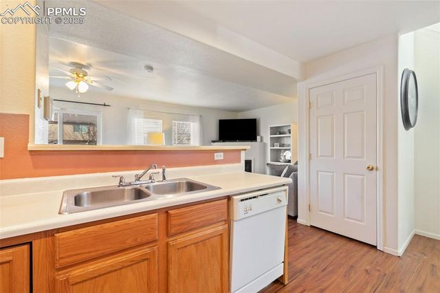 5511 Sunshade Point, Colorado Springs, CO 80923