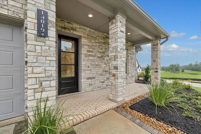 14019 Hawk Vista Court, Willis, TX 77318
