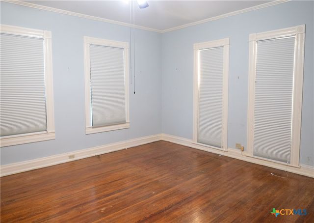 408 E Reuss Boulevard, Cuero, TX 77954