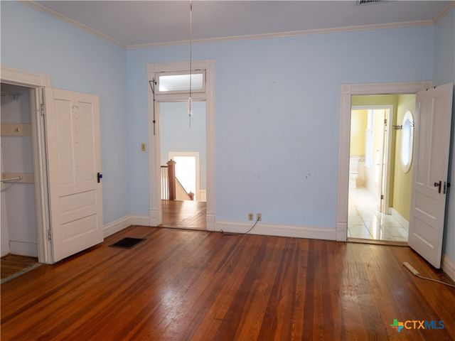 408 E Reuss Boulevard, Cuero, TX 77954