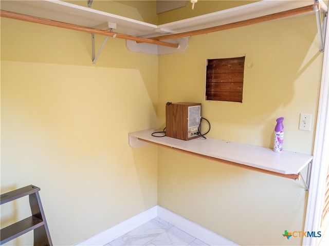 408 E Reuss Boulevard, Cuero, TX 77954