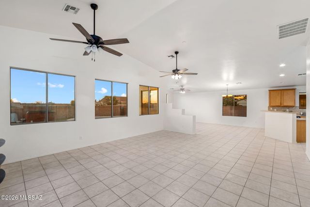 10930 S Via Jaline, Vail, AZ 85641